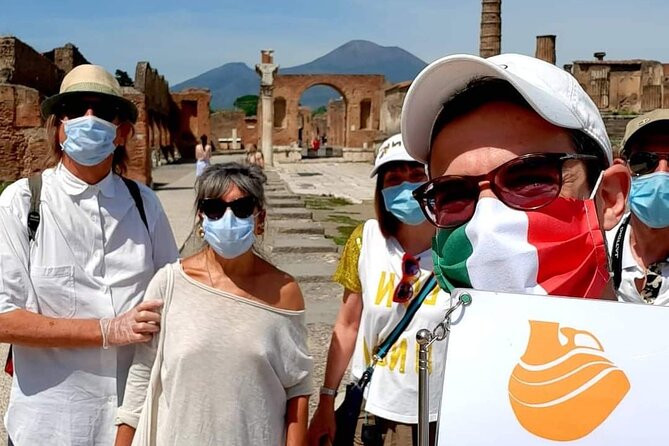 Pompeii and Herculaneum Small Group Tour with an Archaeologist - Herculaneum rewards close attention