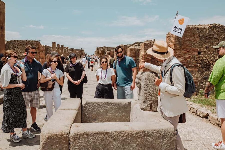Pompeii and Mount Vesuvius excursion from Naples - Transport, timing, and value