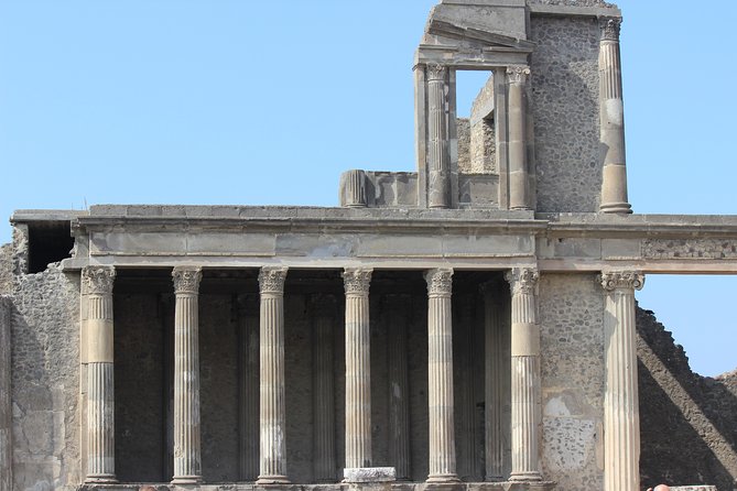Pompeii and Vesuvius from Naples. Private activity - Returning to Naples after a full day