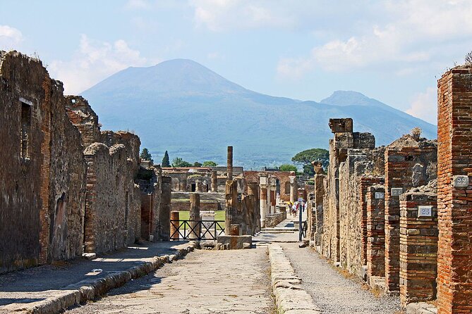 Pompeii Archaeological Area Entrance Ticket - Choosing your route through the entrances