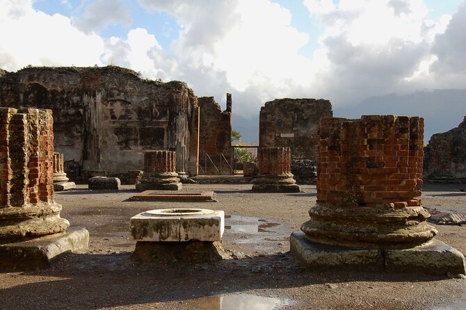 Pompeii Archaeological Area Entrance Ticket - The Amphitheater route and the city’s entertainment district