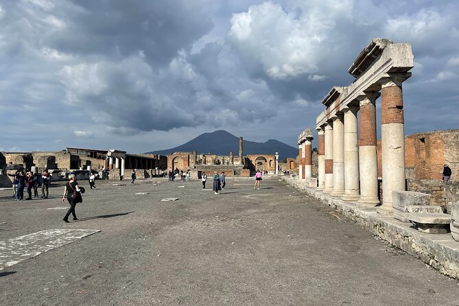 Pompeii Express: 1-Hour Guided Tour - Who will get the most from this tour
