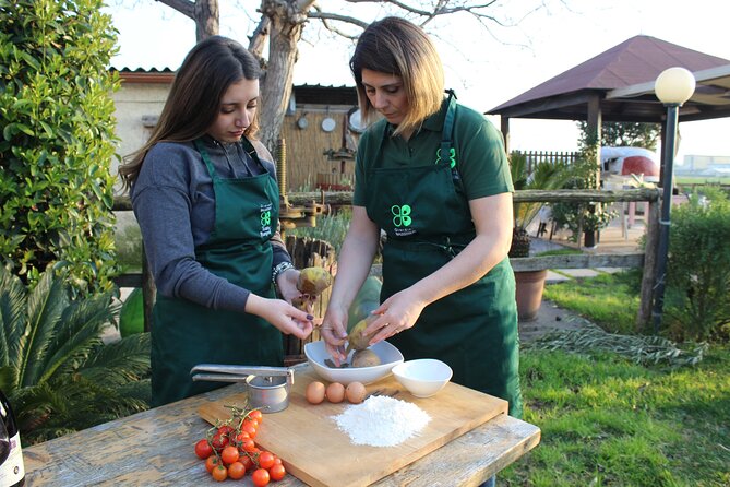 Pompeii: guided tour of the ruins and cooking class fresh pasta - Who should book this Pompeii day