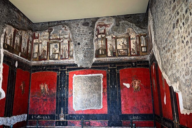 Pompeii Guided Tour with Skip the Line Entry - The Forum, Basilica, and civic Pompeii
