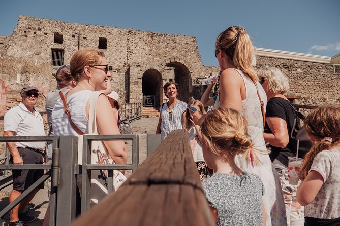 Pompeii & Herculaneum Guided Tour - High Speed Train from Rome - Walking Via dell’Abbondanza