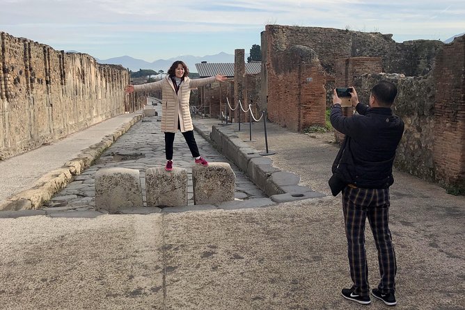Pompeii New Discoveries Private Guided Tour - Who will get the most from this Pompeii visit?