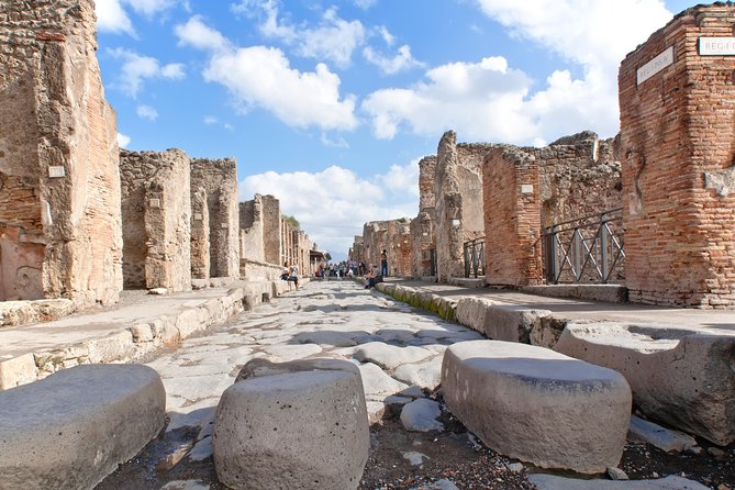 Pompeii, Positano,Sorrento with guide, tickets and lunch all included - Why this private day works for Pompeii and the Amalfi Coast