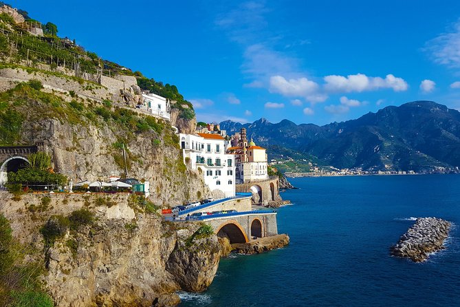 Pompeii, Positano,Sorrento with guide, tickets and lunch all included - Sorrento’s historic center and Villa Comunale