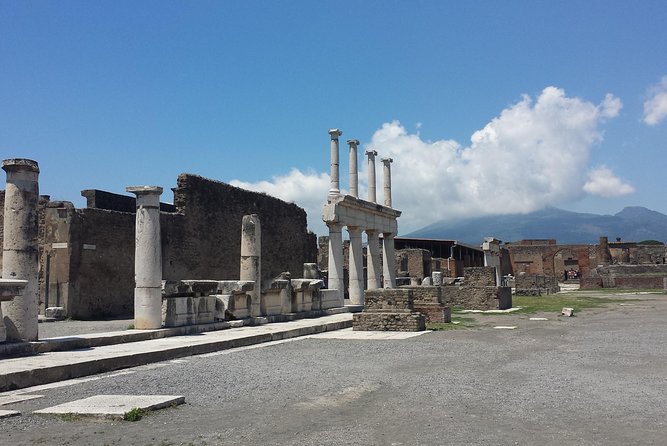 Pompeii Private Half-Day Tour from: Naples,Sorrento, Amalfi Coast - The Piazza del Plebiscito viewpoint