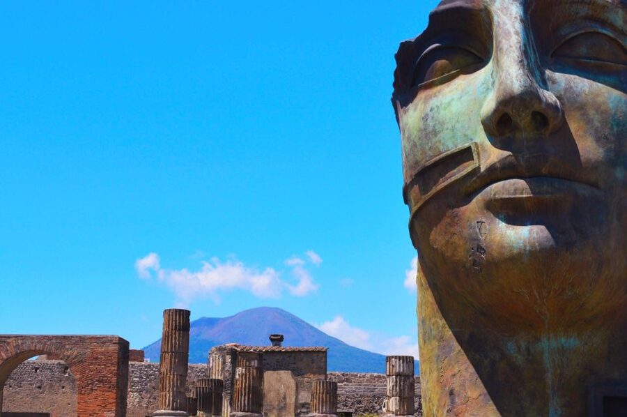 Pompeii: Private Tour with an Archaeologist - House of Menander and the Forum Baths