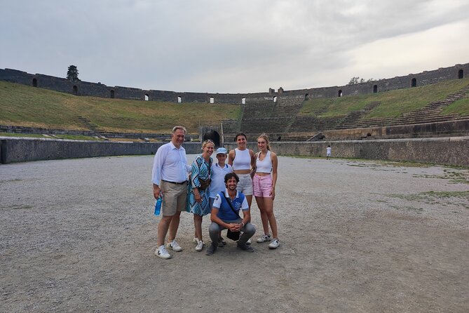Pompeii Private Walking Tour with Expert and Authorized Guide - Walking through Pompeii in about two hours