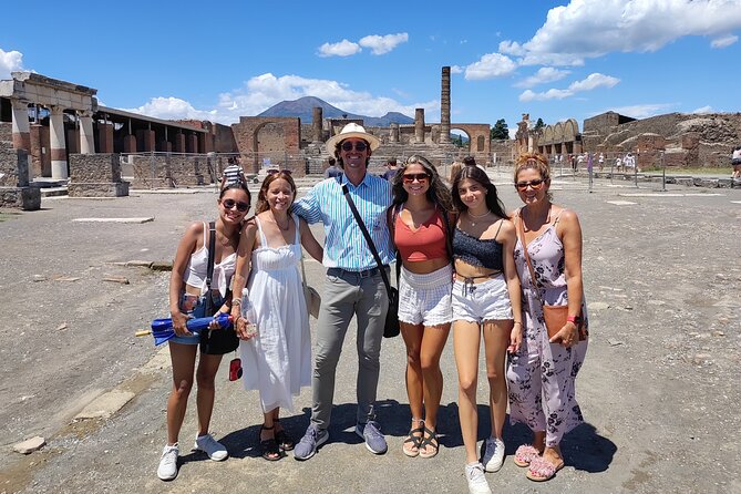 Pompeii Private Walking Tour with Expert and Authorized Guide - Who will get the most from this tour?