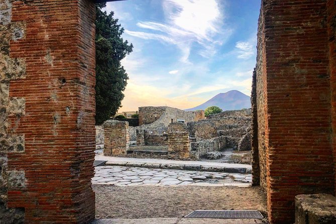 Pompeii Skip-the-Line Entry Small Group Guided Tour - The Guides Shape the Whole Experience