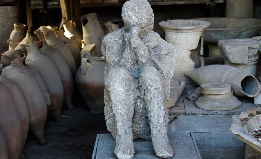 Pompeii: Skip-the-Line Entry Ticket with Audio Guide or Tour - Houses, mosaics, and Pompeii’s everyday details