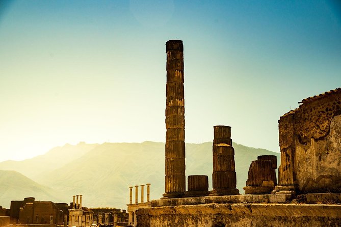 Pompeii: Skip-the-line-Ticket with Guided Tour - Why the archaeologist guide matters
