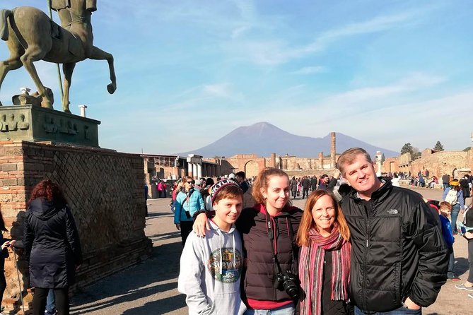 Pompeii Skip-the-Line Tour for Kids & Families with Archaelogist - Teatro Grande and Teatro Piccolo: starting with spectacle
