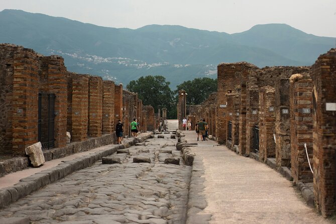 Pompeii Skip-the-Line Tour – Private and limited group options - Entering Pompeii from Piazza Esedra