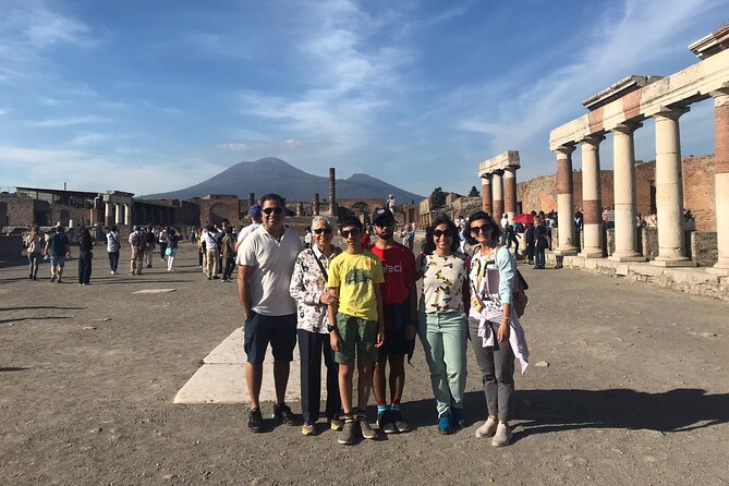 Pompeii Skip-the-line Tour with Archaeologist Guide - Gladiator barracks and the Lupanare