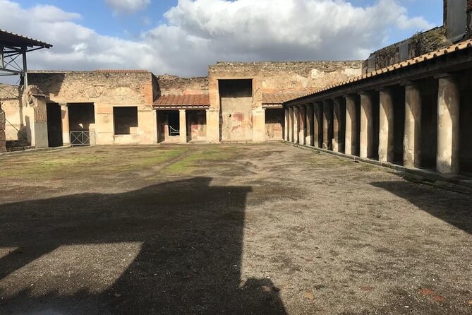 Pompeii Small Group Guided Tour with Skip-the-line Admission - Is $82.91 a fair price?