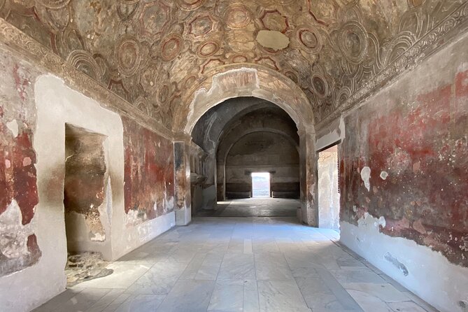 Pompeii Small Group with an Archaeologist and Skip The Line - The Forum, Basilica, and Temple of Jupiter