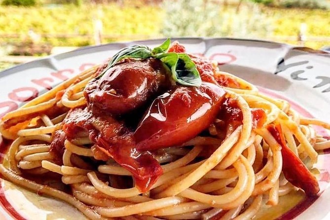 Pompeii Tour & Lunch with Wine Tasting Experience - Who will get the most from this half-day tour?