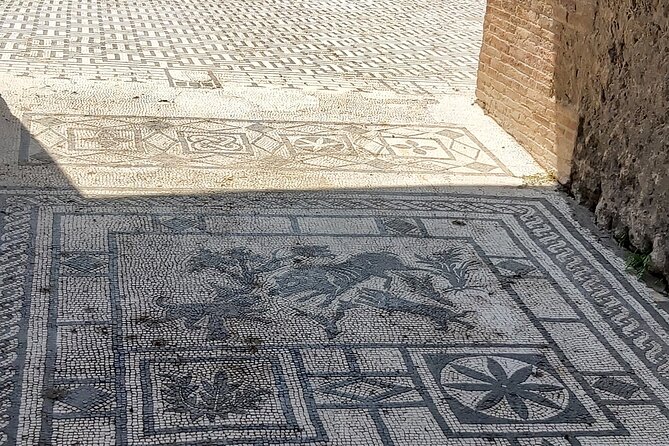 Pompeii tour with archaeologist - Stabian Baths and the Lupanar