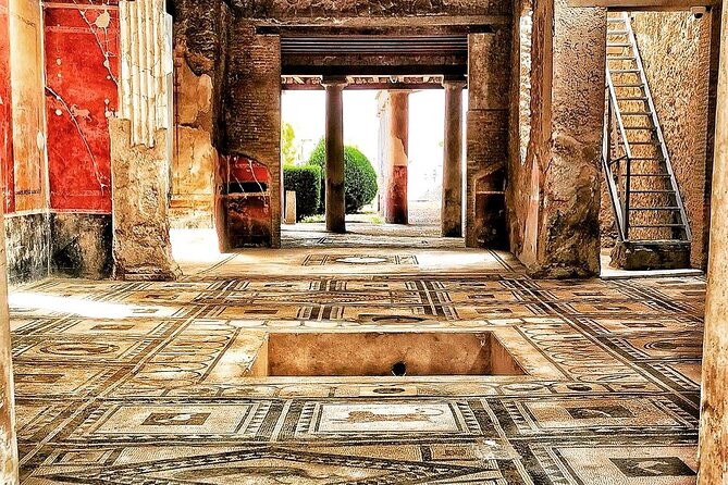 Pompeii tour with LOCAL GUIDE and SKIP THE LINE entrance - The Forum, where public Pompeii came together