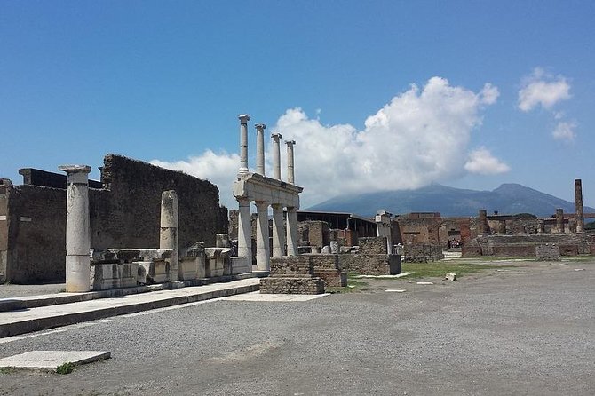 Pompeii Visit at its Most Peaceful Moment - Who should book this Pompeii sunset tour