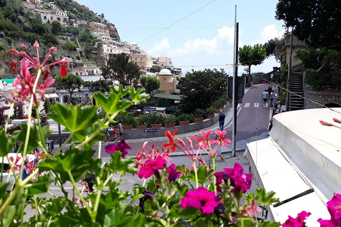 Positano: Private Day Tour from Naples - The road to Positano takes 90 to 120 minutes
