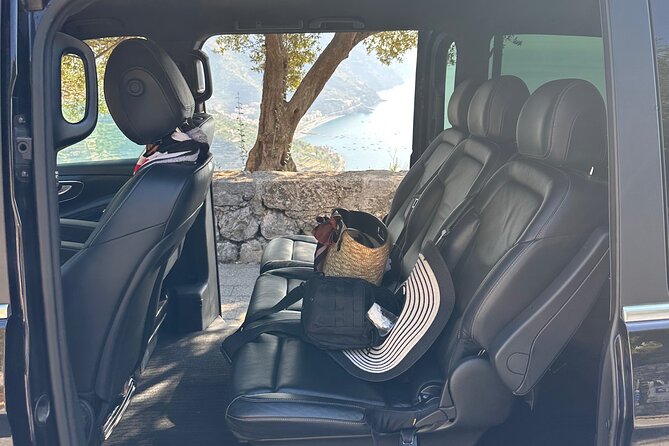 Private Amalfi Drive from Naples - Positano: two hours among steep lanes and sea views