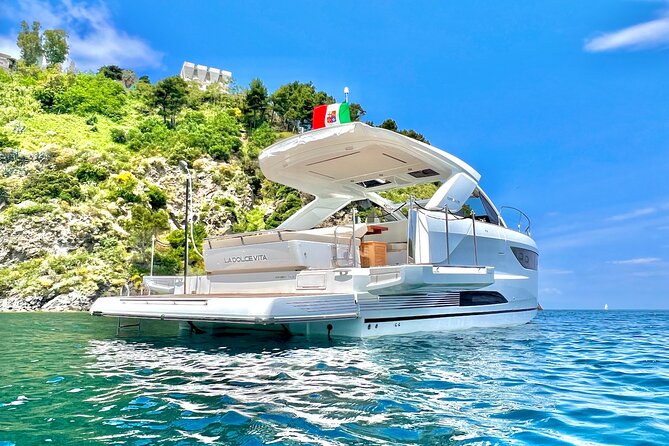 Private boat tour from Naples to Capri+Amalfi Coast JEANNEAU DB43 - Is the $3,727.95 price good value?