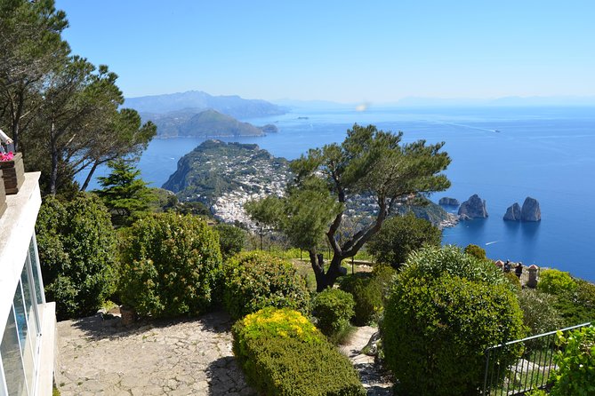 Private Capri Island and Blue Grotto Day Tour from Naples or Sorrento - Timing, crowds, and physical effort