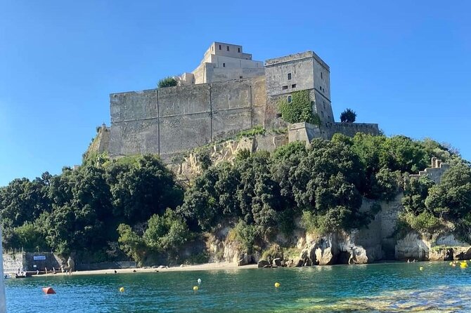 Private car tour among the treasures of the Phlegraean Fields of Naples. - Cuma and the Greek beginnings of the route