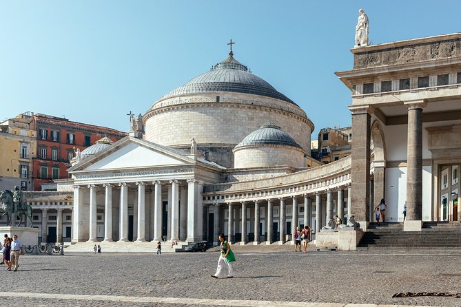 Private City Kickstart Tour: Naples - The Spanish Quarter and its older story