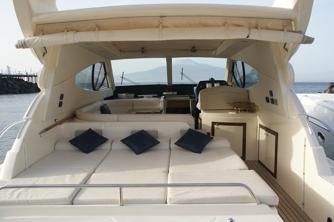 Private Cruise from Naples to Capri and Amalfi Coast - yacht 50' - What the crew adds to the day