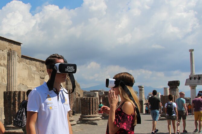 Private Guided Tour and VR Headsets in the Ancient Pompeii - Why the VR works well at Pompeii