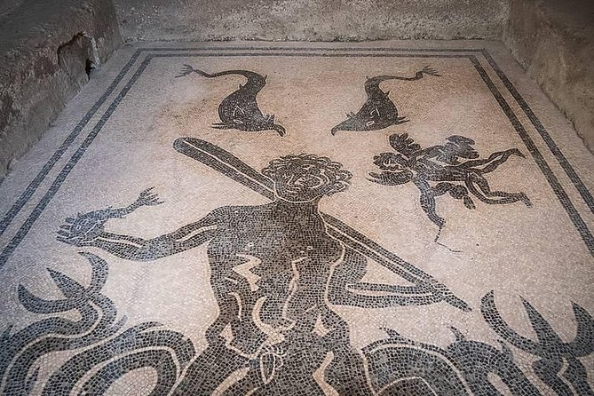 Private Guided Tour of Pompeii and Herculaneum - Herculaneum rewards a closer look