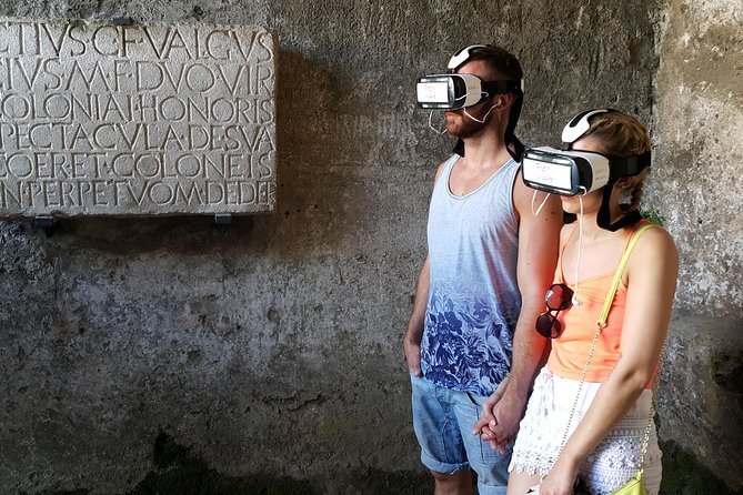 Private Pompeii Tour with 3D Virtual Reality Headset - Tour Assistant Only - Walking, Bags, and What to Wear