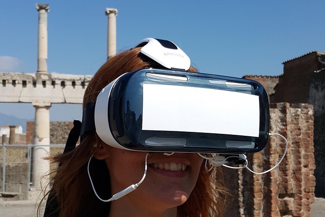 Private Pompeii Tour with 3D Virtual Reality Headset - Tour Assistant Only - What the Virtual Scenes Add