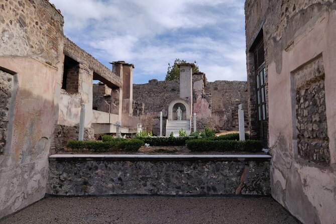 Private Pompeii Tour with Fast-Entrance Tickets to the Ruins & Exclusive Guide - The Forum and what the route leaves out