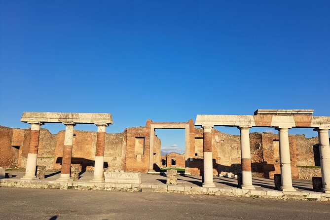 Private Tour in Pompeii and Vesuvius - What the $997.32 price really covers