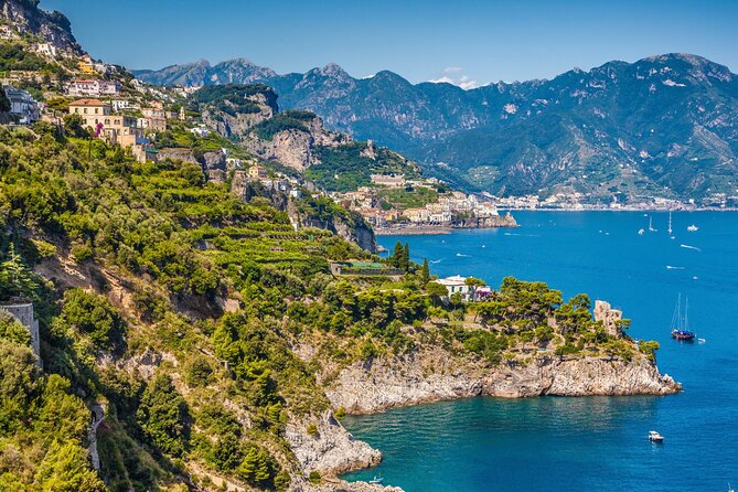 Private Tour of Pompeii and the Amalfi Coast from Sorrento or Naples - Positano, with time for the alleys and views