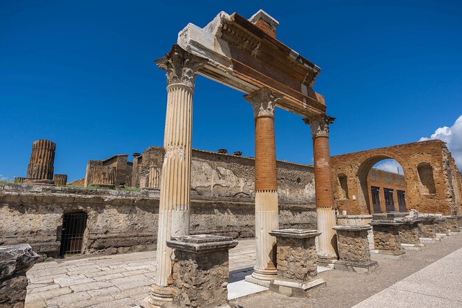 Private tour of Pompeii and Vesuvius from Sorrento or Naples - Should you book it?