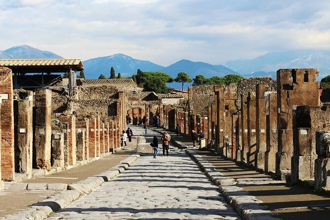 Private Tour Pompeii and Sorrento from Naples - What to budget beyond the group price