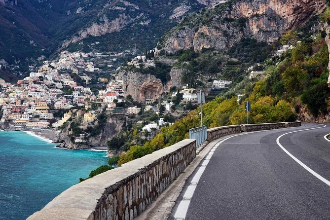 Private Transfer: from Naples (hotel-airport-train station) to Positano (hotel) - The drivers make the biggest difference