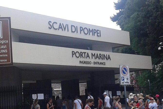 Private Transfer From Naples to Ravello/Sorrento stop at Pompeii - Walking Through Pompeii in Two Hours