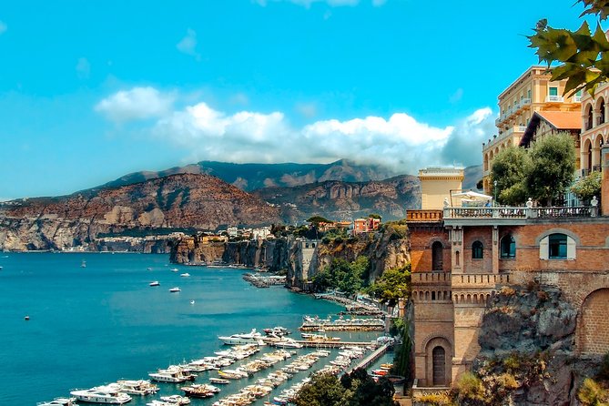 Private Transfer from Naples to Sorrento - Adding Pompeii to the Transfer