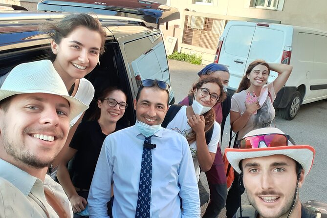 Private transfer from Napoli to Sorrento - Choosing between a sedan and a minivan