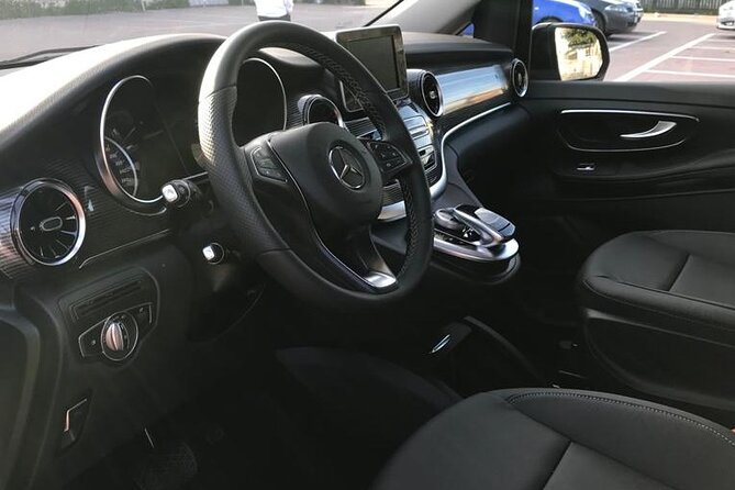 Private Transfer from the Airport to Amalfi Coast - A calmer arrival at Naples Airport