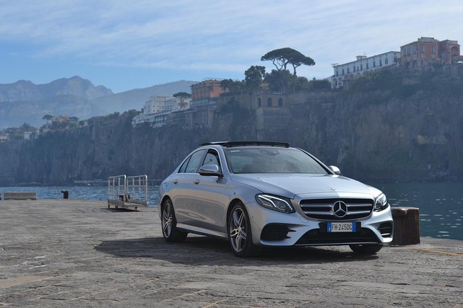 Private Transfer: Naples Hotel, Airport,Train Station to Positano - Leaving Naples without the public transport puzzle